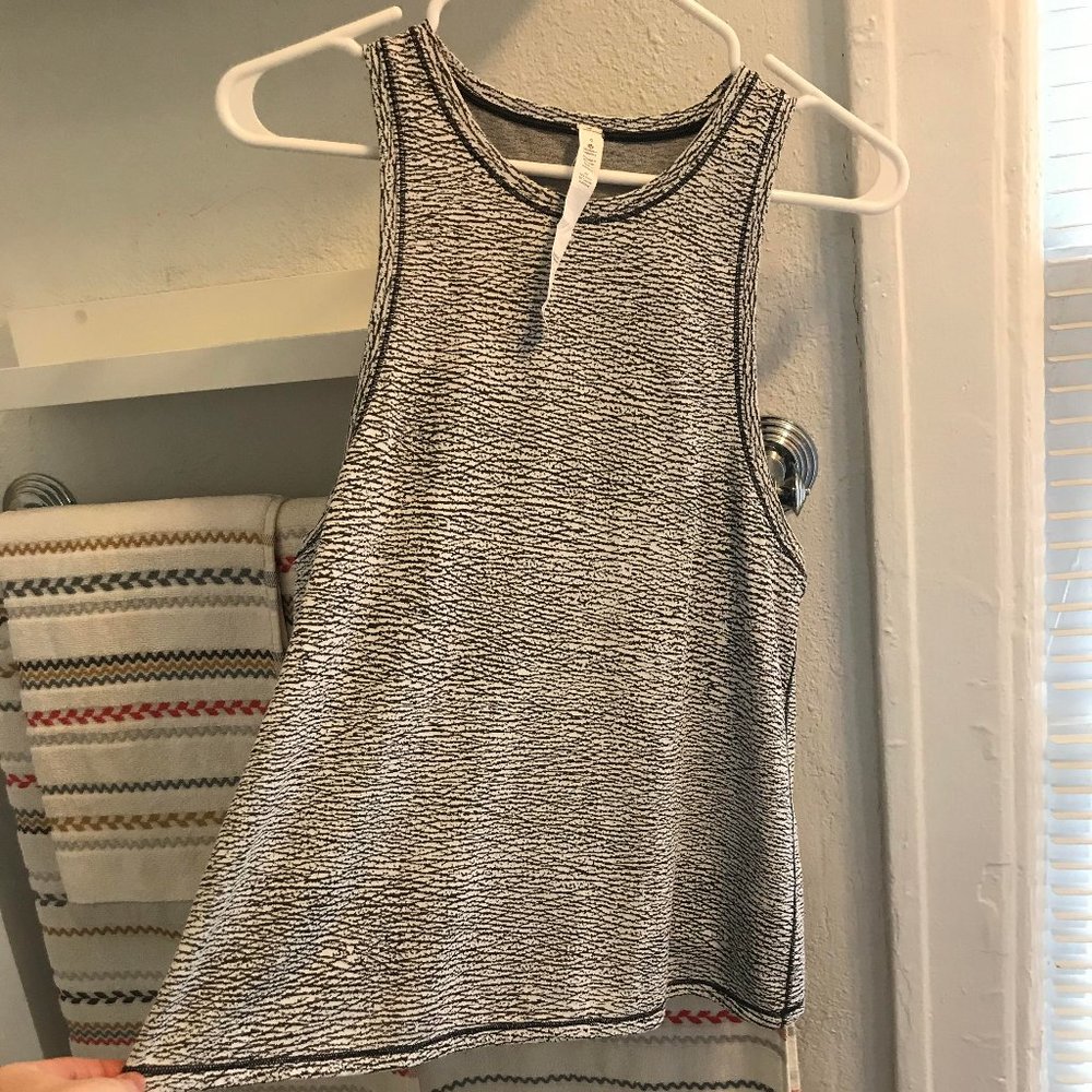 Lululemon Athletica Active Gray Size 6 Tank Top